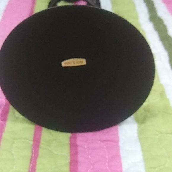 Rustic Looking Metal Spiral Candleholder - Picture 4 of 4